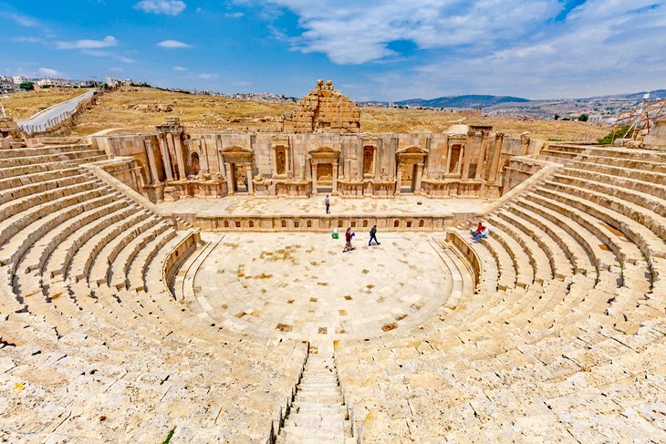 jordan-jerash-top-ruins-temples-south-theater